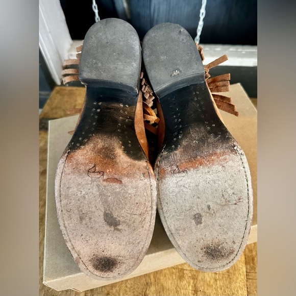 Freebird Suede “Lucy” Boots with original box - size 8 - Picture 10 of 11